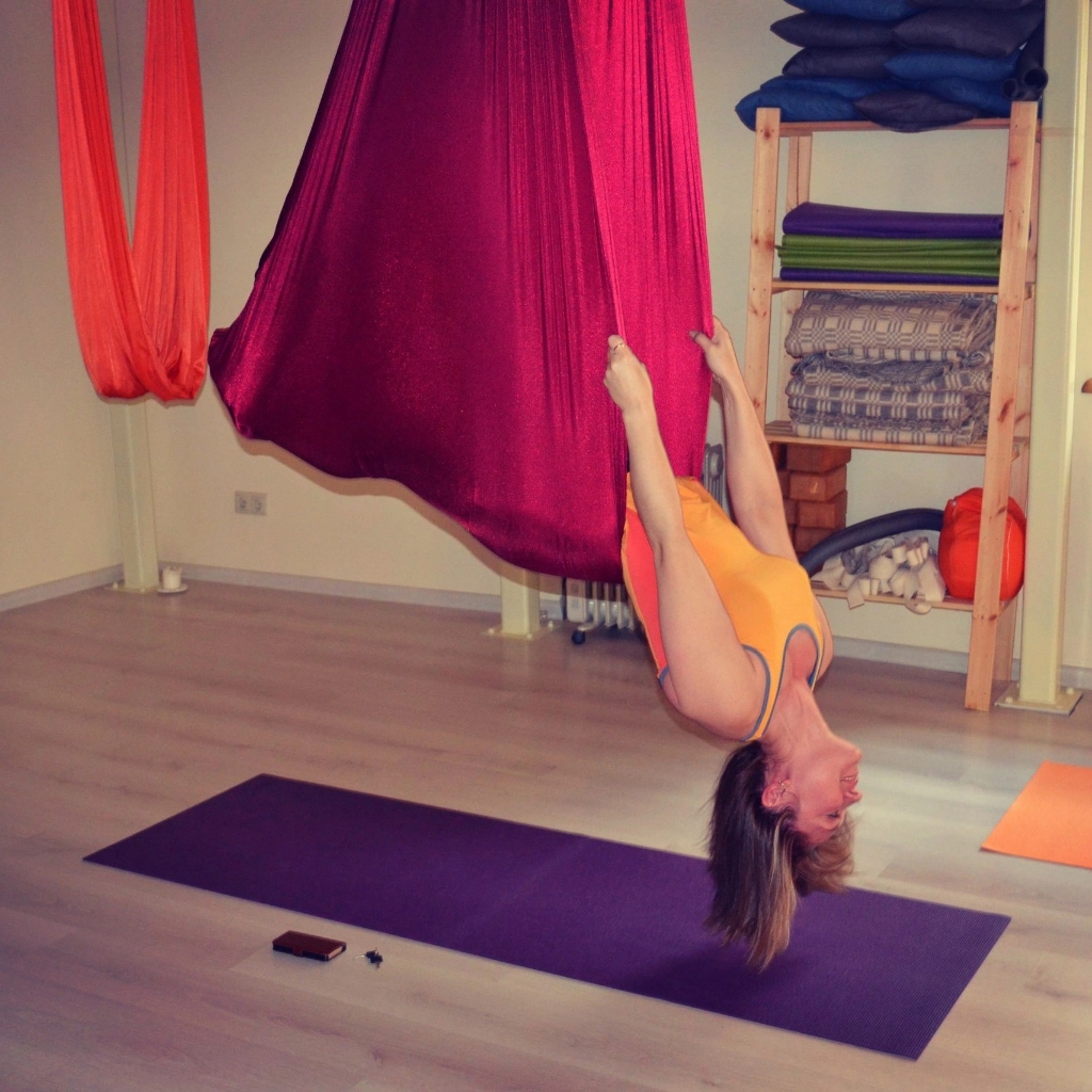 АЭРОЙОГА с Надеждой