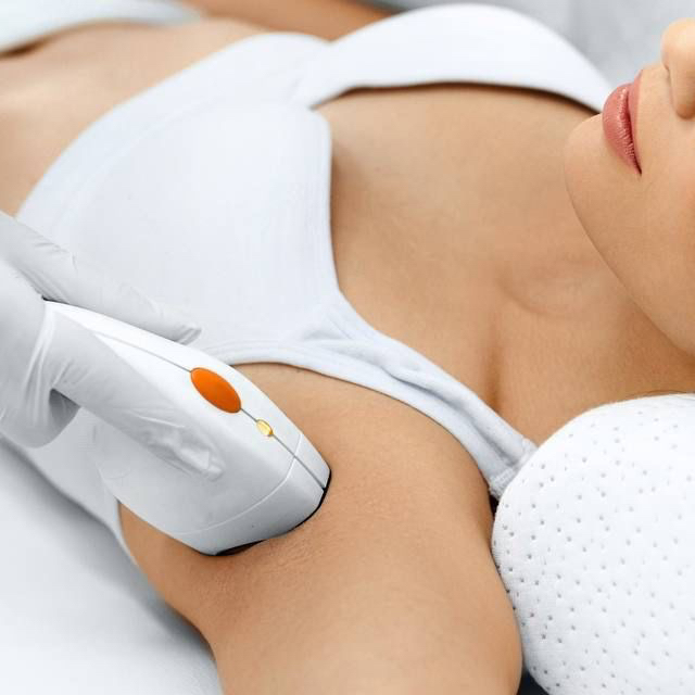 Подмышечные впадины