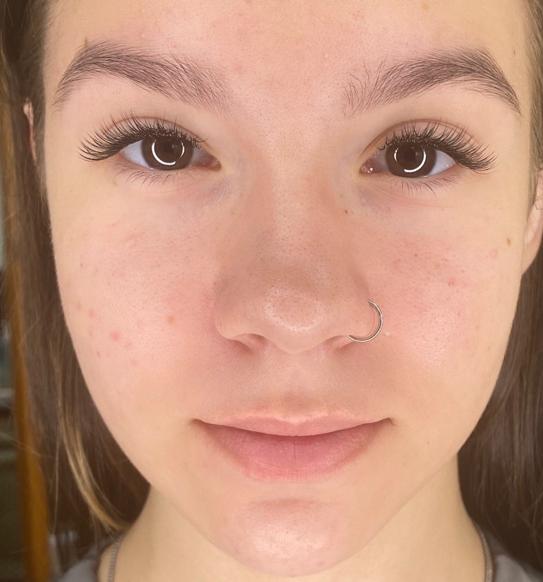 Наращивание ресниц «Классика»