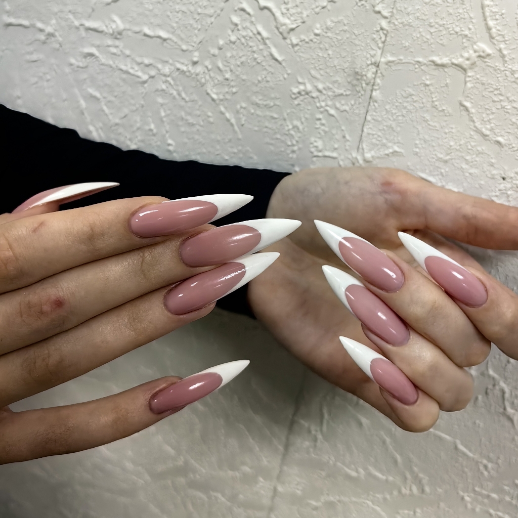 Наращивание ногтей