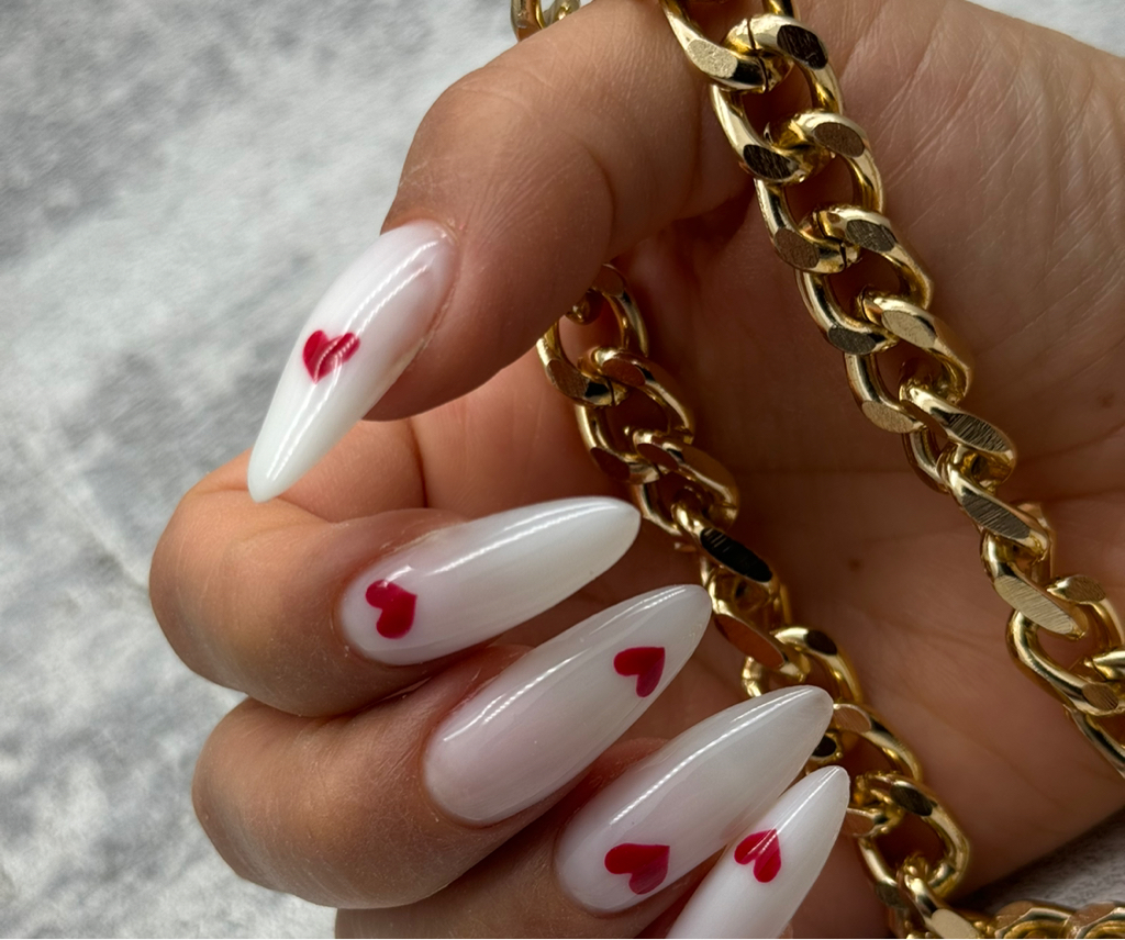 Маникюр с покрытием гель-лак +снятие