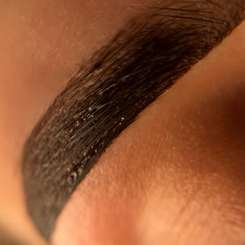 окрашивание бровей