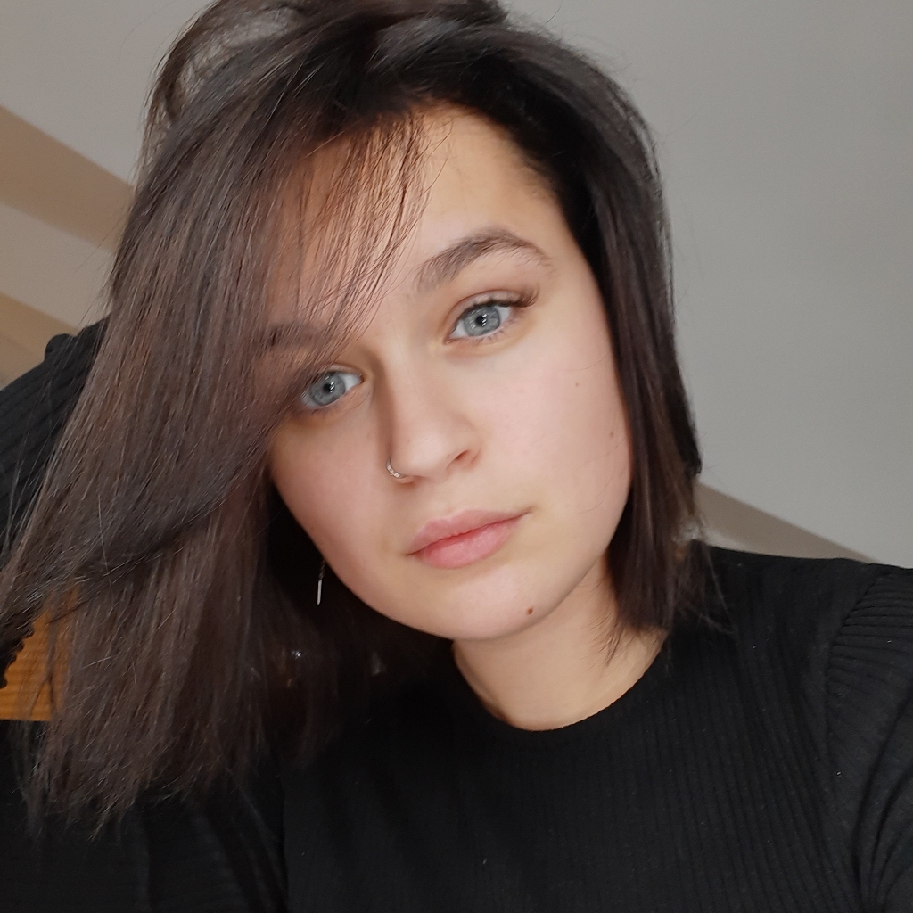 Старший  Мастер Анна