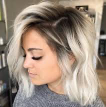 Тотал блонд  (обесцвечивание +тонирование) ниже лопаток