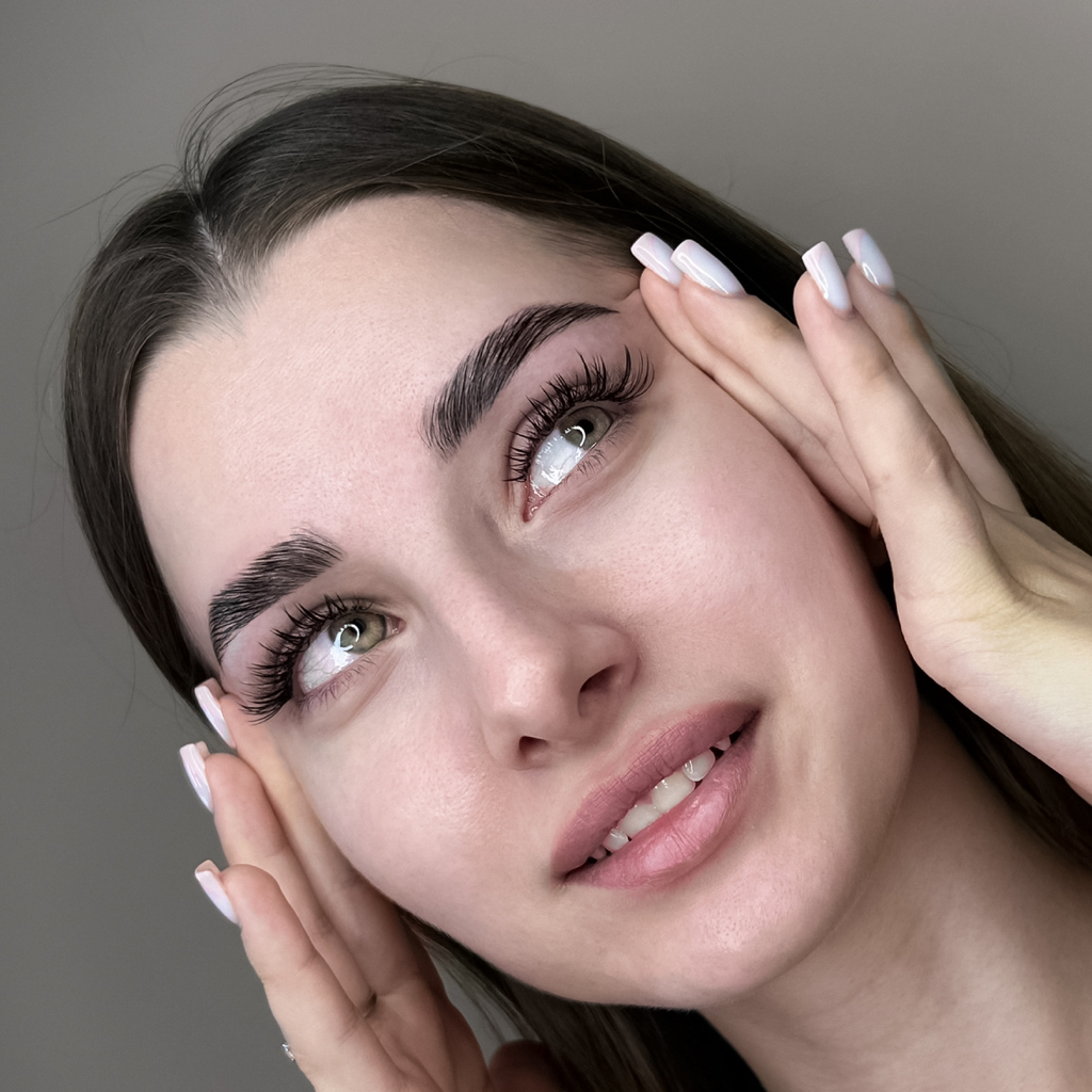 Долговременная укладка бровей