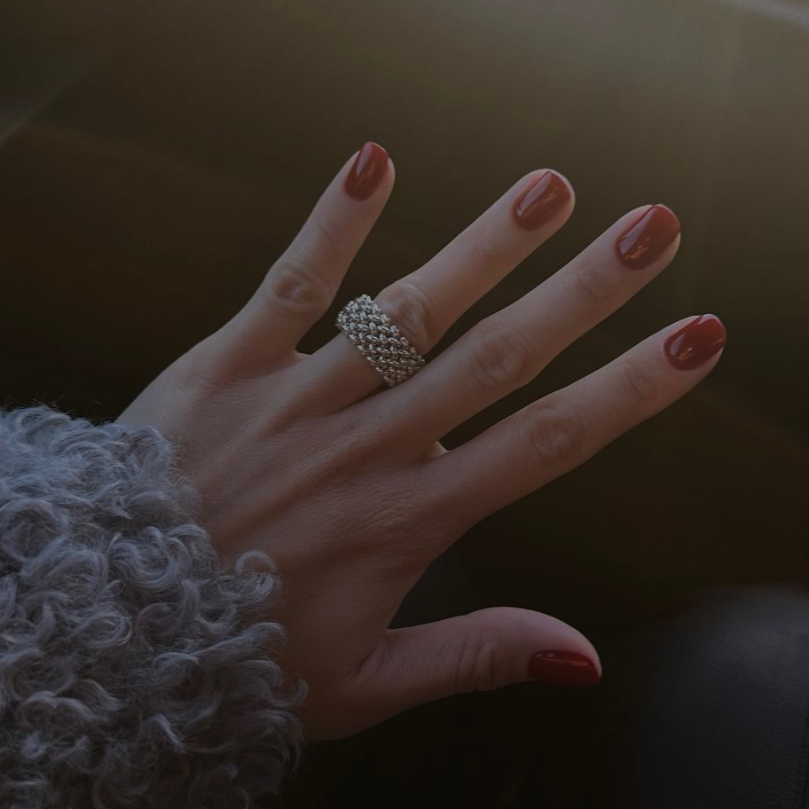 Маникюр с покрытием гель-лак