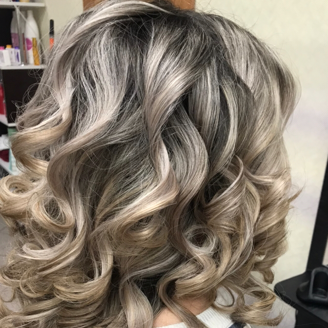 Укладка на длинные волосы