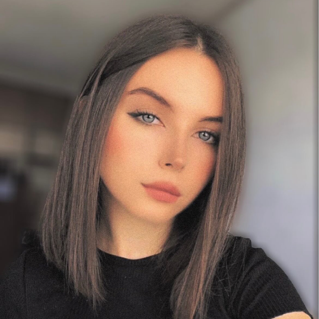 Маслєннікова Юлія