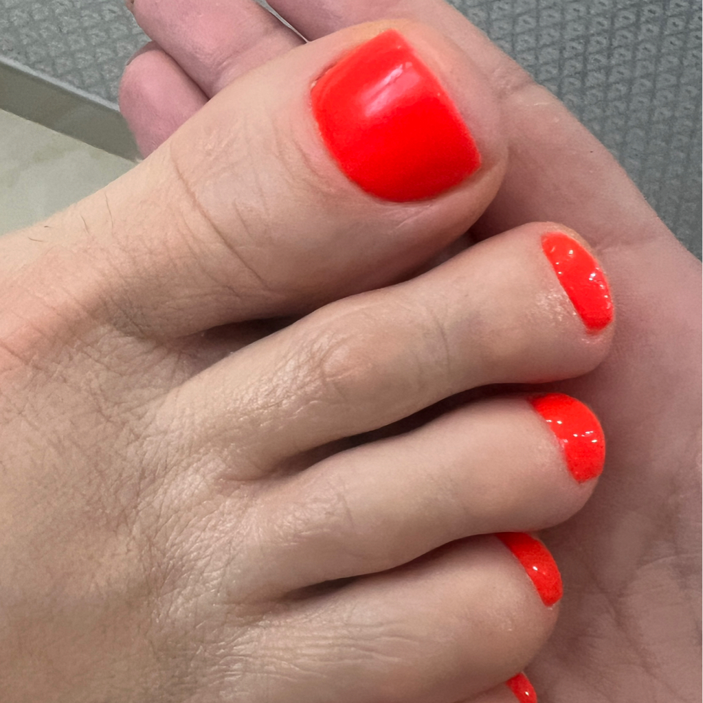 Педикюр Аппаратный с покрытием гель лак