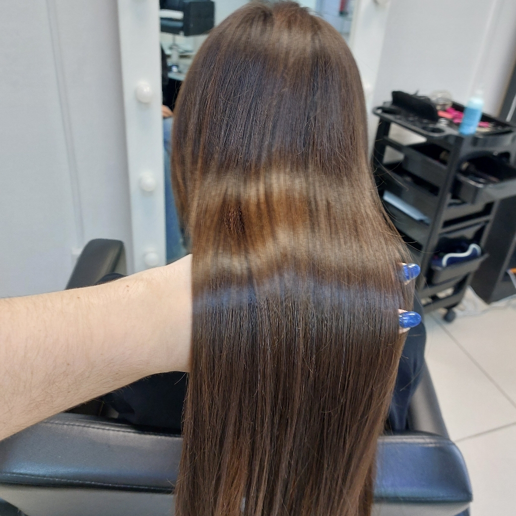 Кератиновое выпрямление (волосы более 40 см)