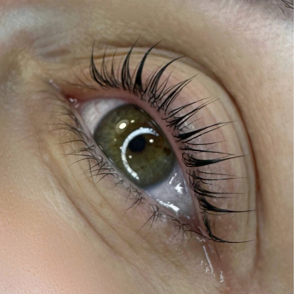 Ламинирование ресниц