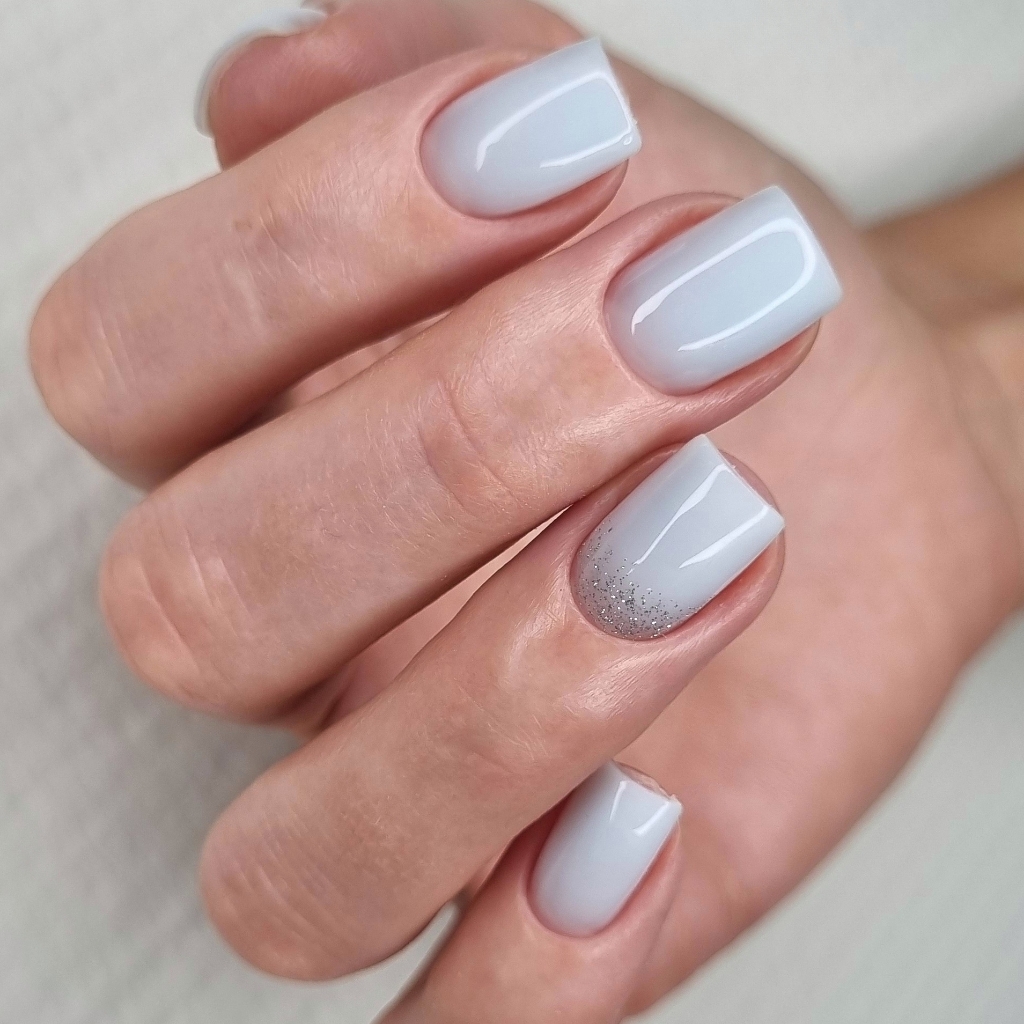 Маникюр + укрепление гелем + гель-лак