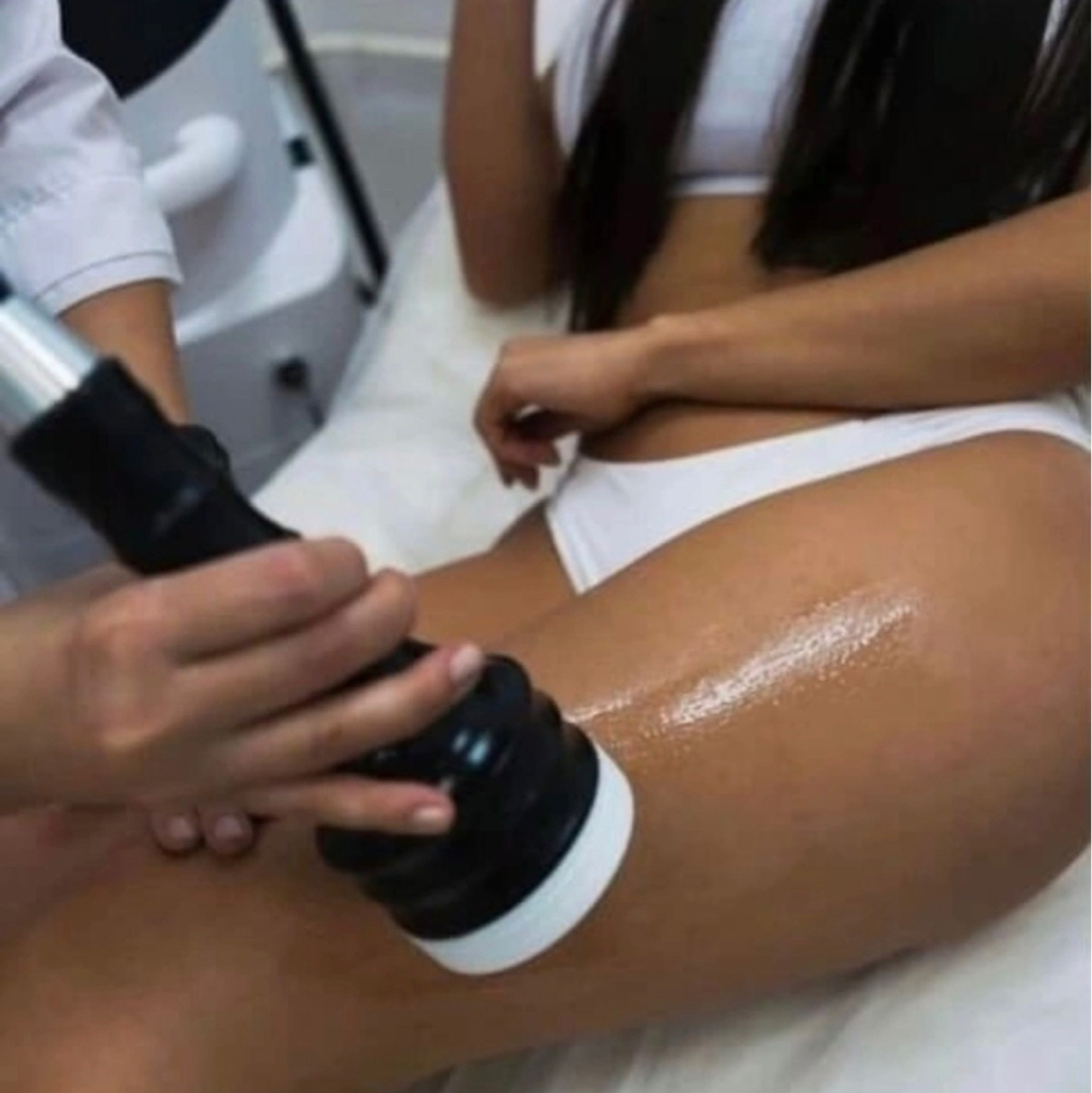 Курс Жиротоп 5 процедур по ( 60 мин )