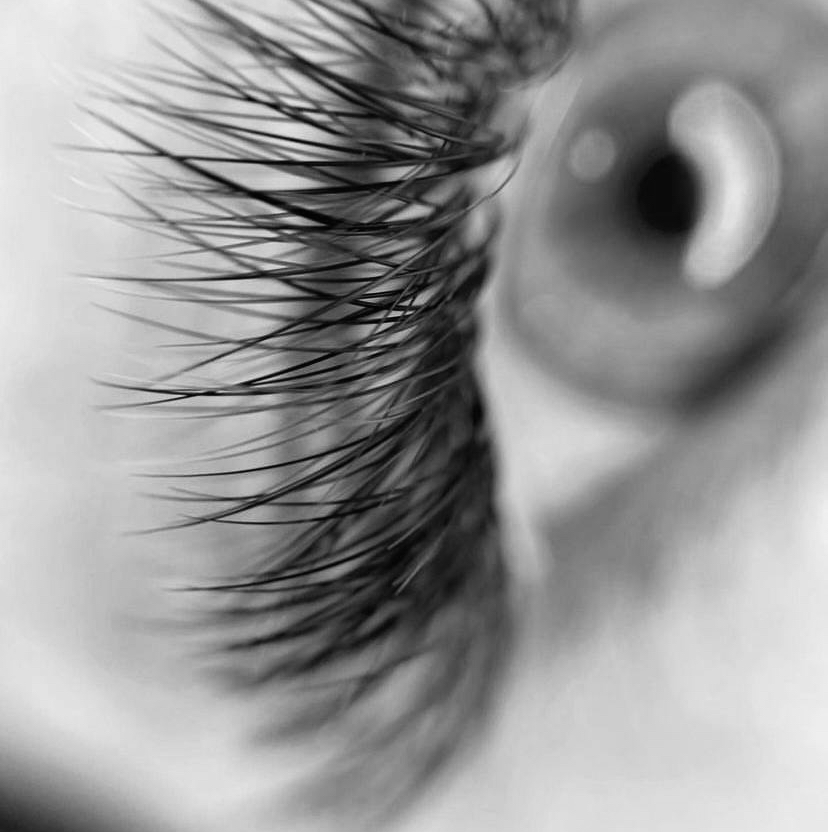 Эффекты мокрый/лучики/лисий/цветные ресницы - бесплатно