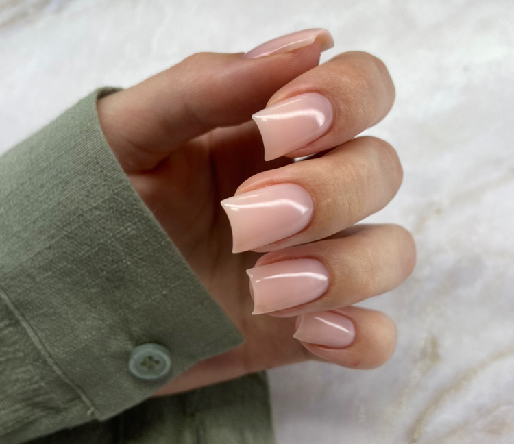 ДЛИННЫЕ НОГТИ нюд