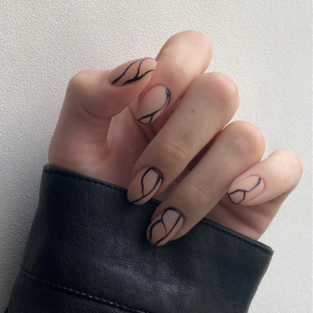 Наращивание ногтей