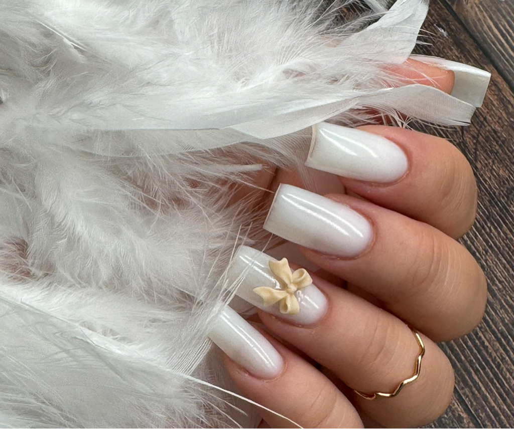 Наращивание ногтей