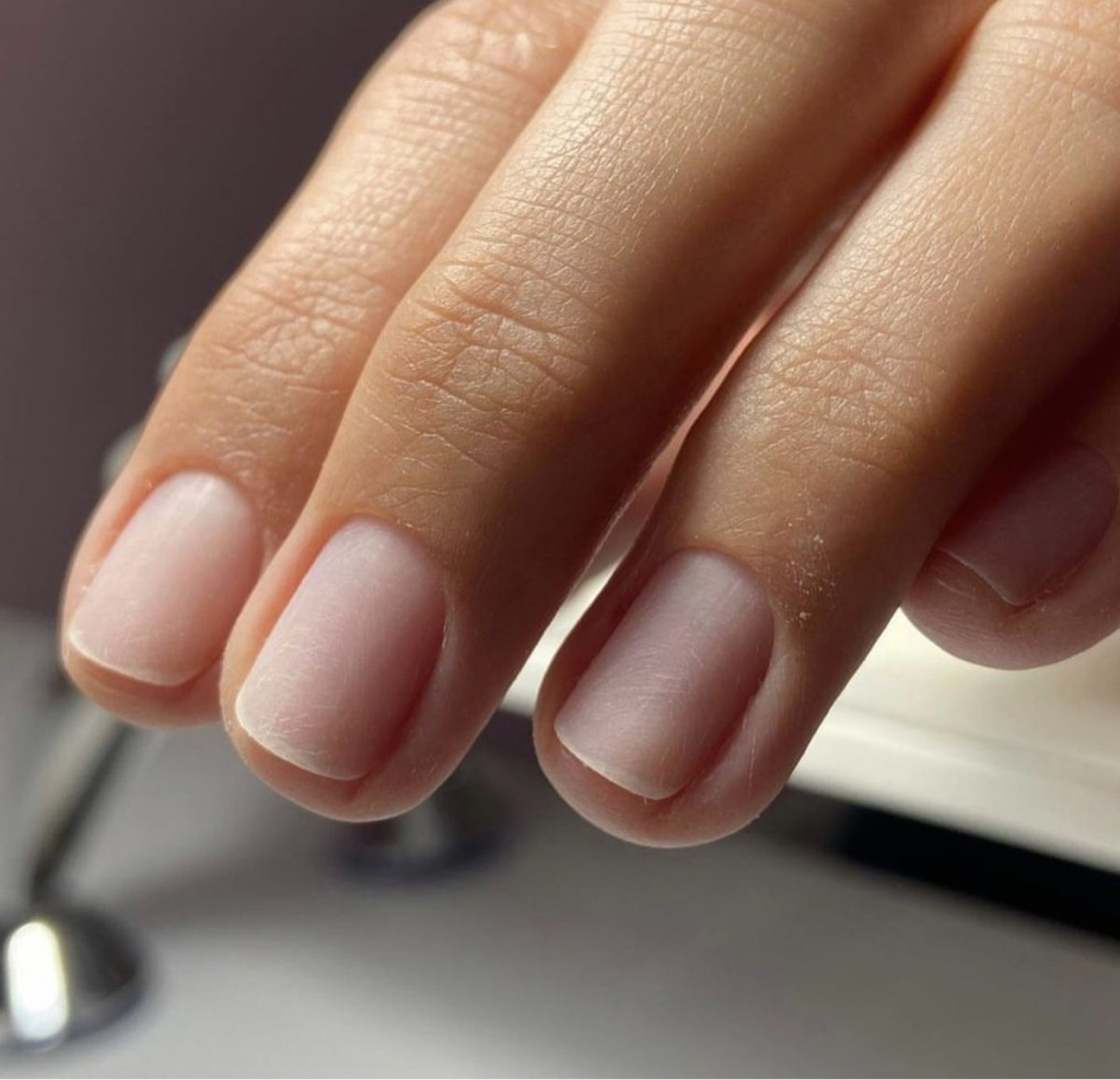 Маникюр без покрытия со снятием