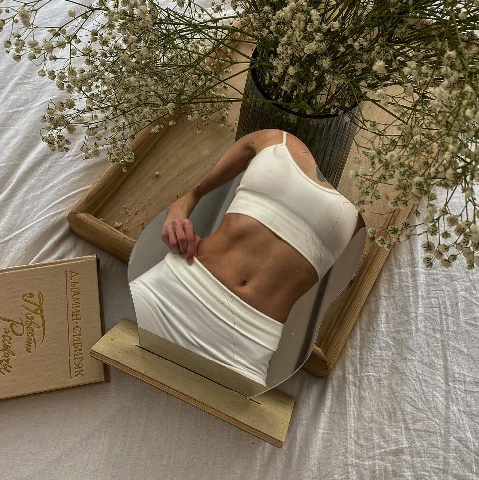 Глубокое бикини + подмышечные впадины + ноги полностью