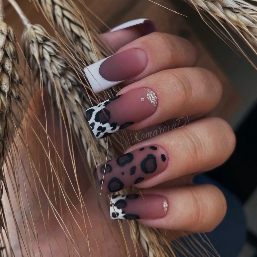 Наращивание ногтей (дизайн,френч,втирка,стемпинг и т.д)