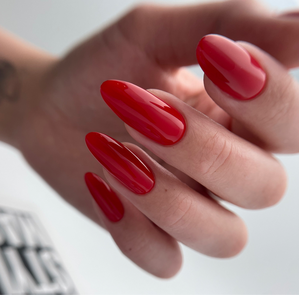 Длинные ногти. Комбинированный маникюр с укреплением гелем и покрытием гель-лак