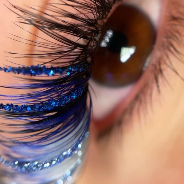 Ресницы с блестками