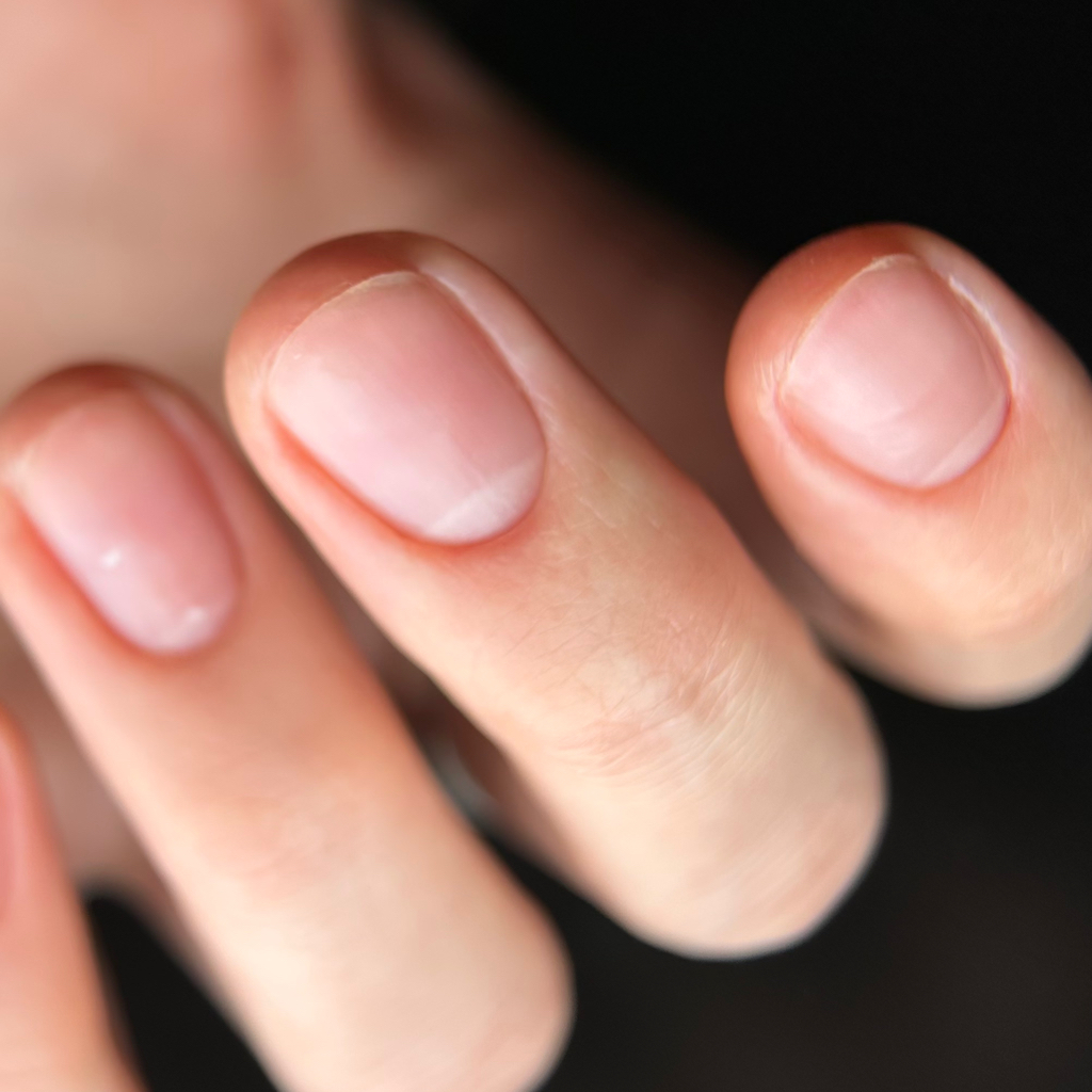Маникюр без покрытия