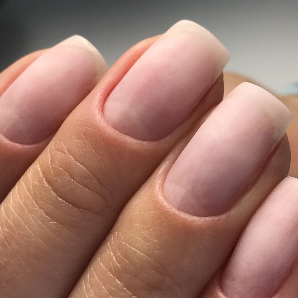 Комбинированный маникюр (снятие входит)