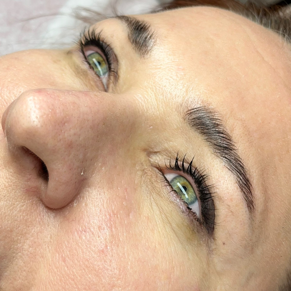 Окрашивание ресниц