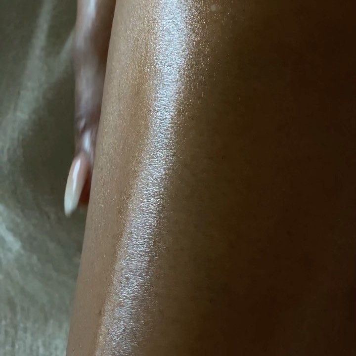 Восковая депиляция ног