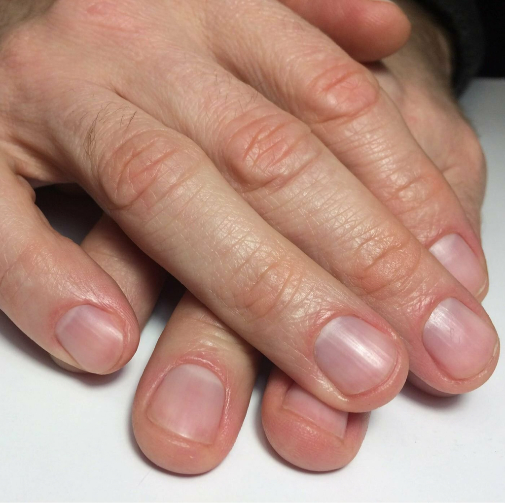 Маникюр мужской