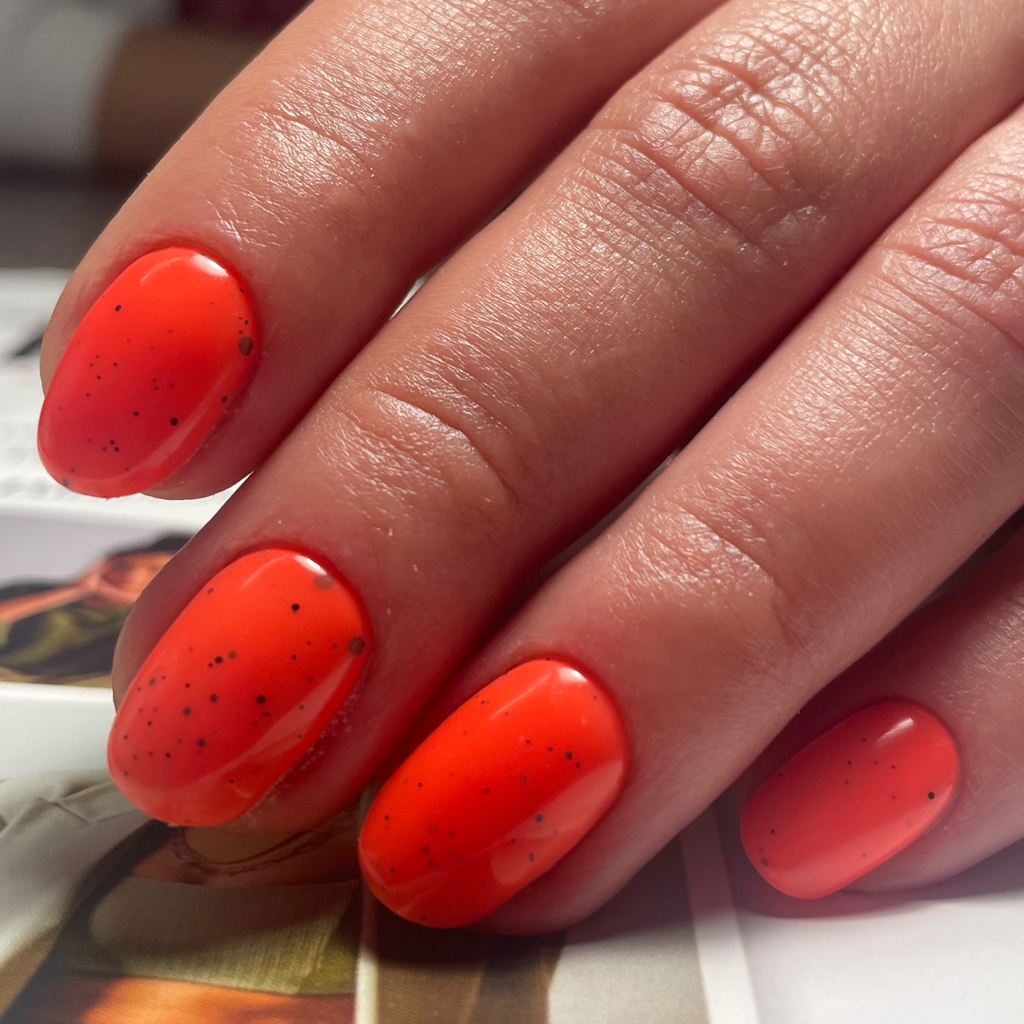 Маникюр с укреплением