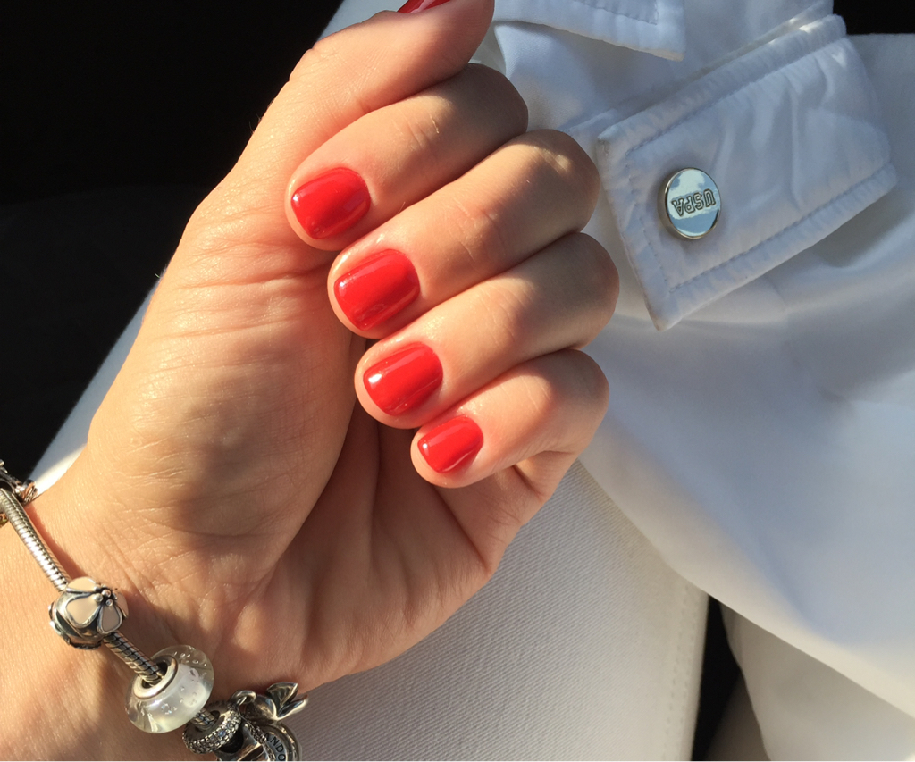 Пакет S

Наше снятие (Снятие чужого покрытия +300₽ к пакету)
Короткая длина 
Выравнивание/ укрепление  гелем / ремонт 1-2 ноготков
Однотонное покрытие