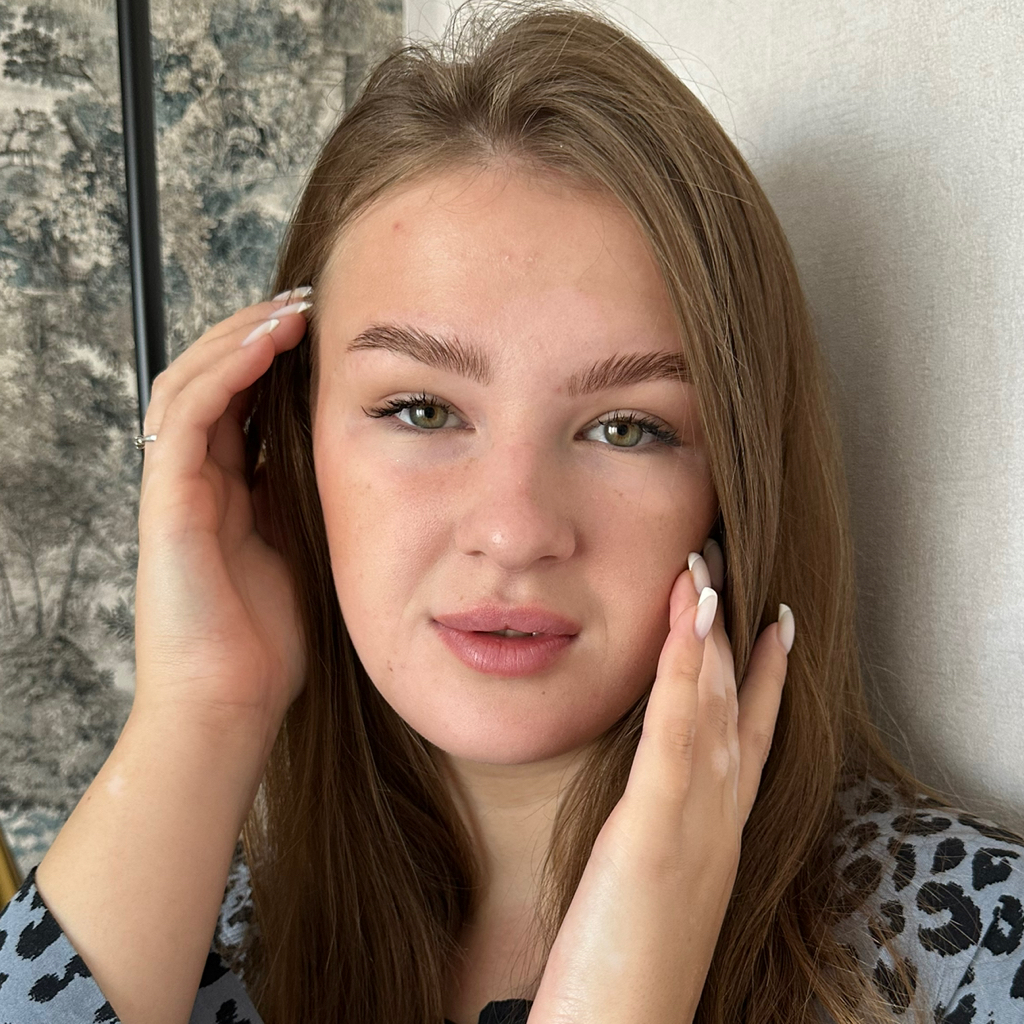 Долговременная укладка бровей  (окрашивание + коррекция)