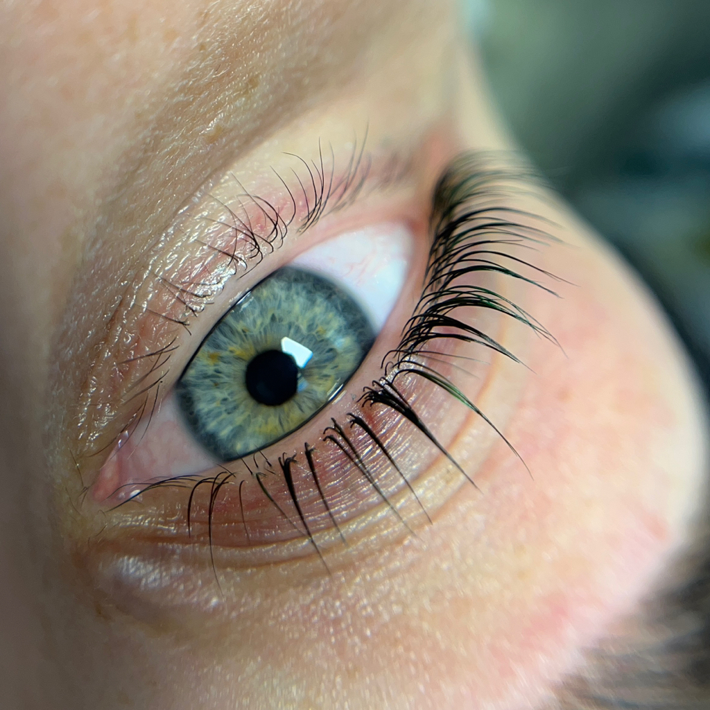 Ламинирование с цветным окрашиванием