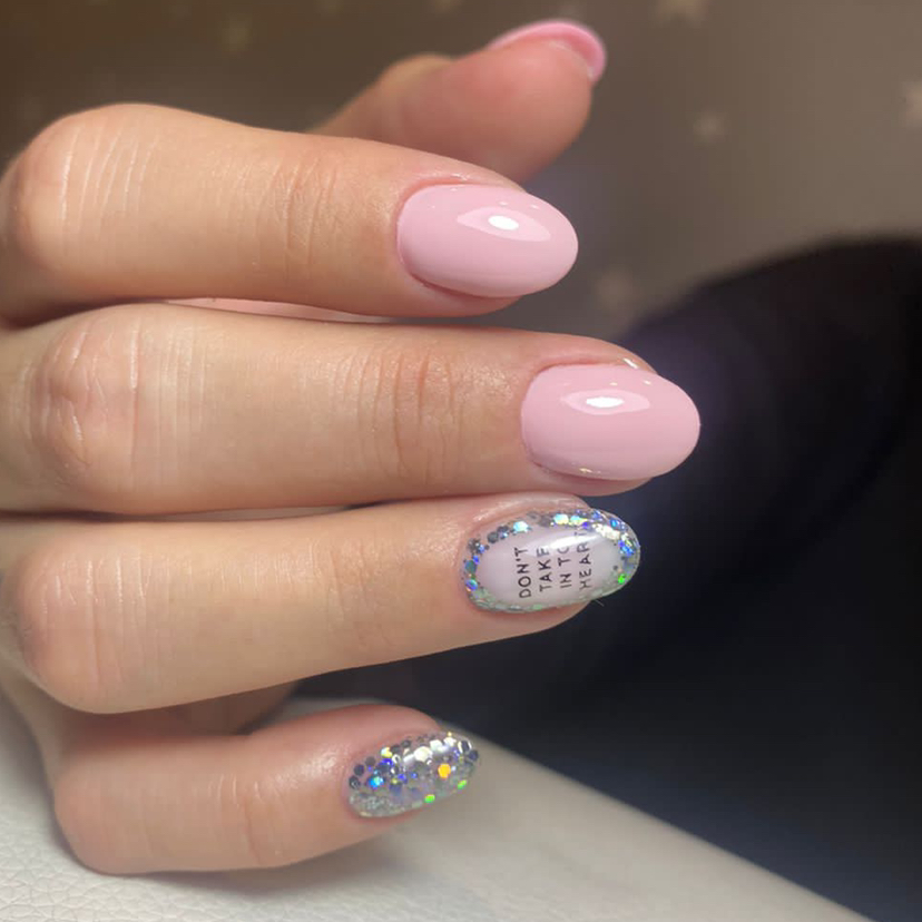 Маникюр с укреплением и покрытием