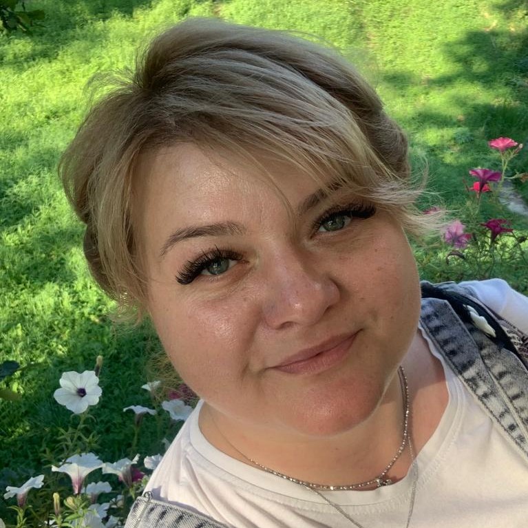 Анна ресницы