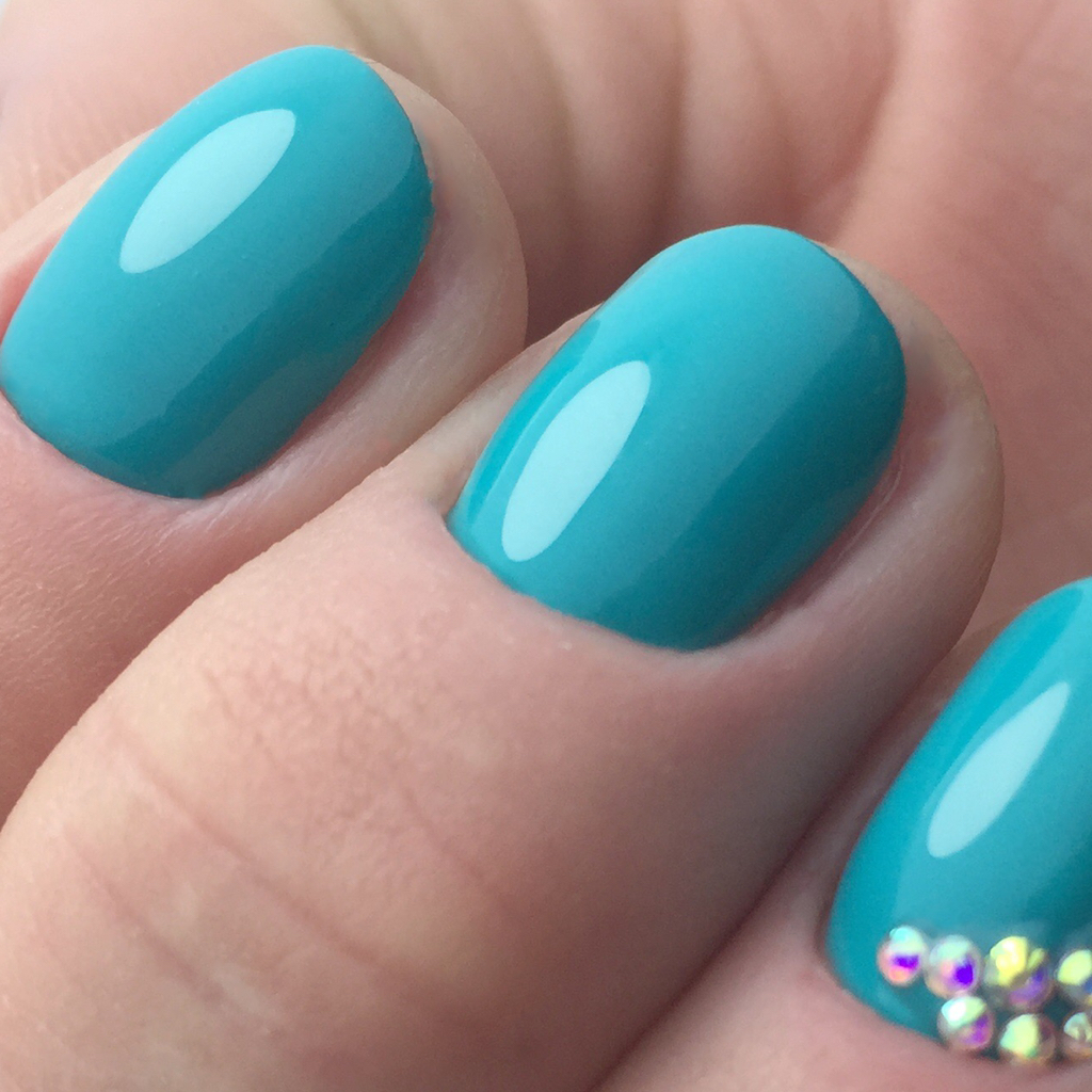 Ремонт одного ногтя