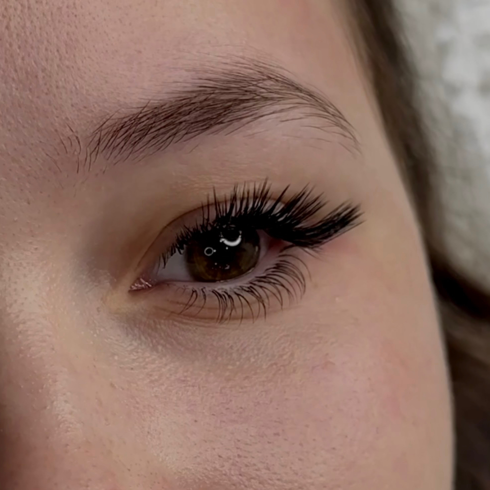 Наращивание нижних ресниц