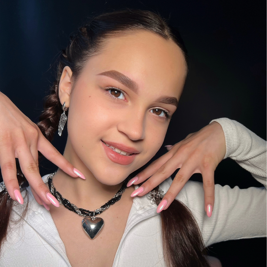 Оформление бровей (с окрашиванием)