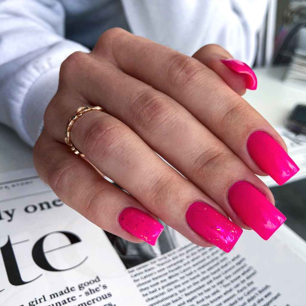 Маникюр с покрытием