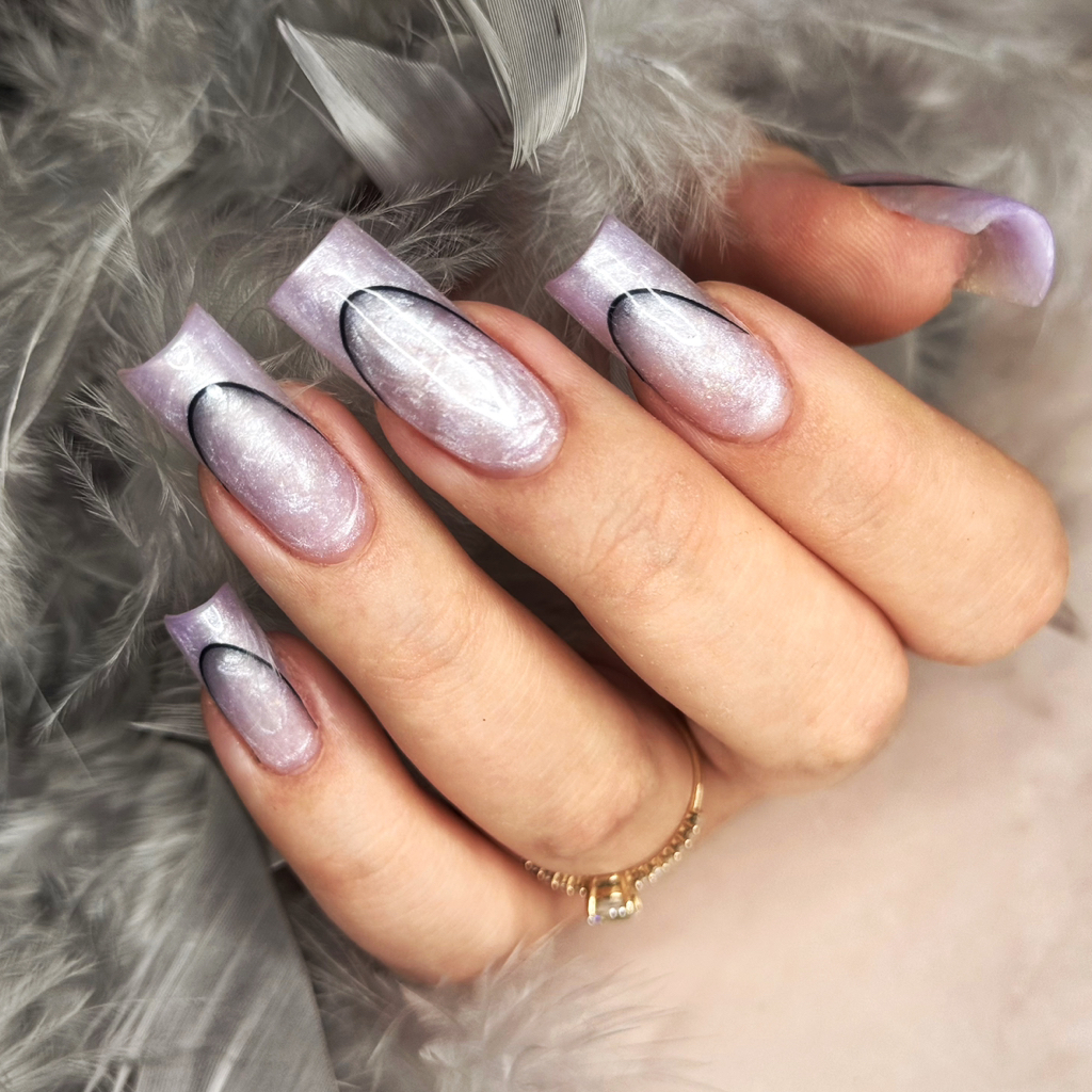 Маникюр со сложным дизайном