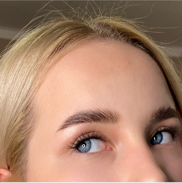 Укладка + оформление + окрашивание бровей МАСТЕР