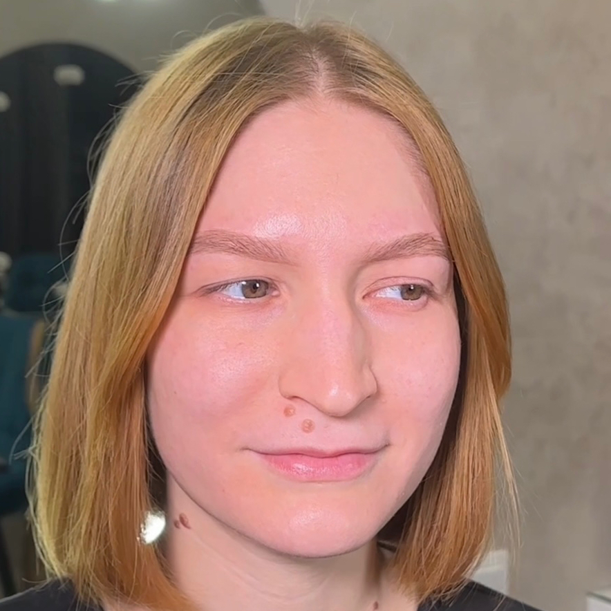 Коррекция бровей