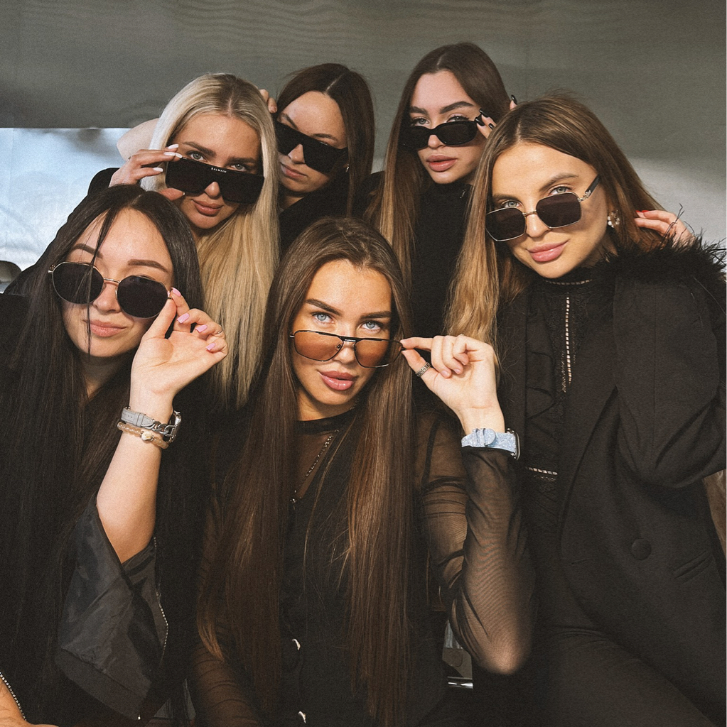 Наращивание в 4 руки