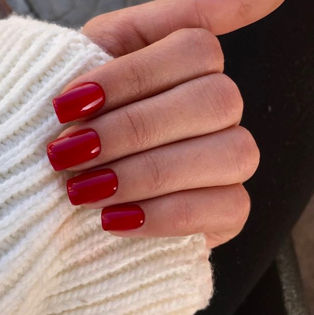 Маникюр с покрытием гель-лак