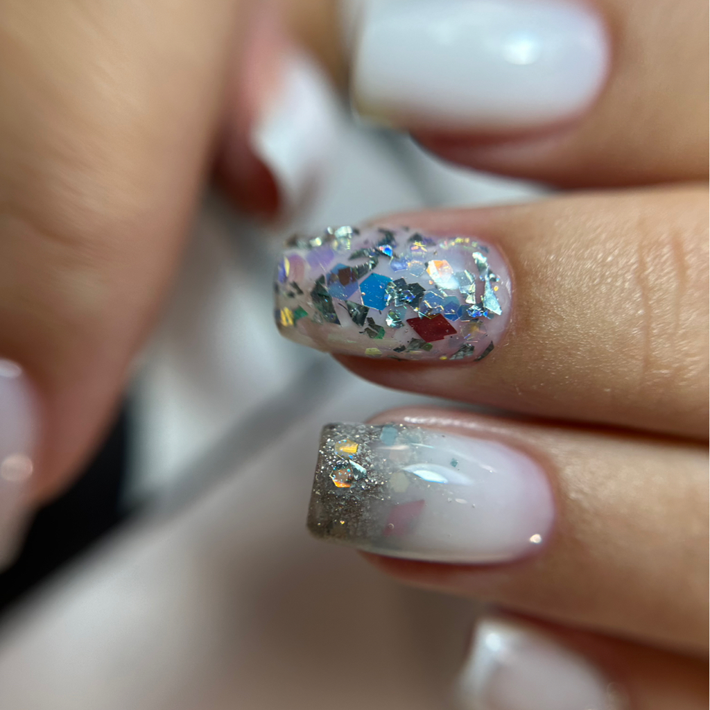 Ремонт ноготка