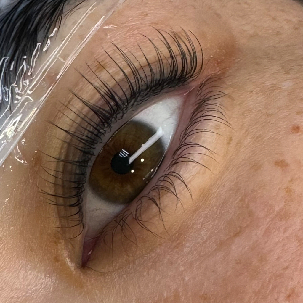 ламинирование ресниц + окрашивание