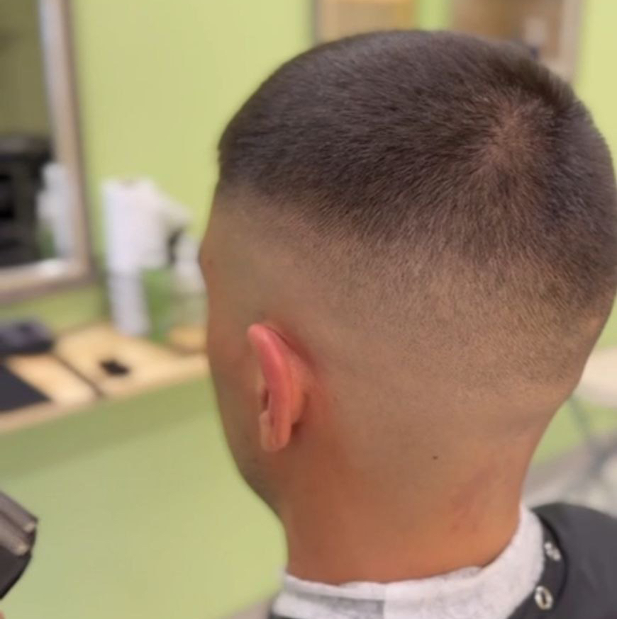 Стрижка мужская  1-2 насадки