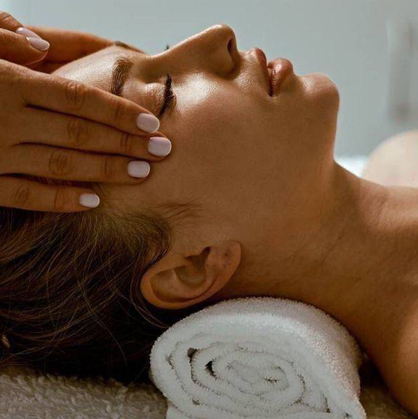 Косметический массаж лица